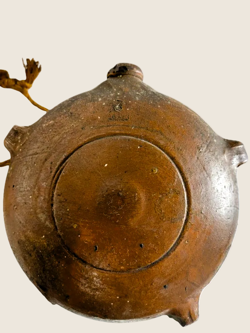 Gourde "Crapaud" de Moissonneur en Grès – XIXe Siècle (Art Populaire) Numérotée - LVR