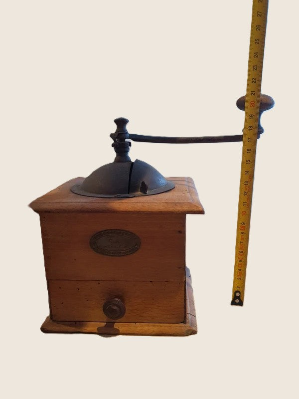 Véritable Moulin à Café Peugeot Frères – Bois Massif Valentigney (Vintage) - LVR