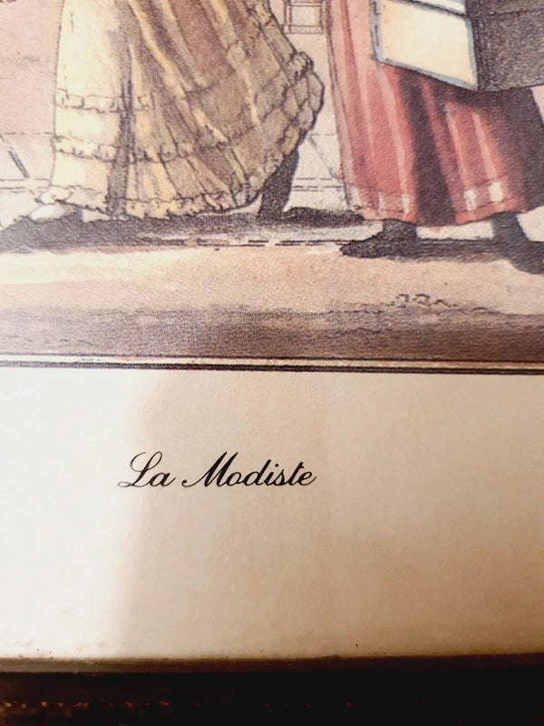 Gravure Mode Vintage "La Modiste - Le Gris de Paris" - XIXe Siècle Style - Encadrée 28x23cm - LVR