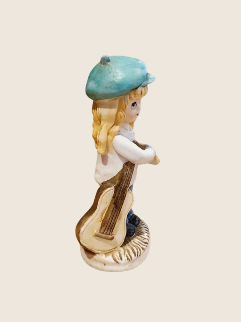 Figurine Vintage "Titi Parisien" – Fillette Gavroche & Baguette (Style Michel Thomas) - LVR