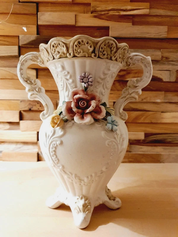 Vase Médicis Capodimonte : Le Romantisme de la Porcelaine Italienne 🌸🇮🇹 - LVR