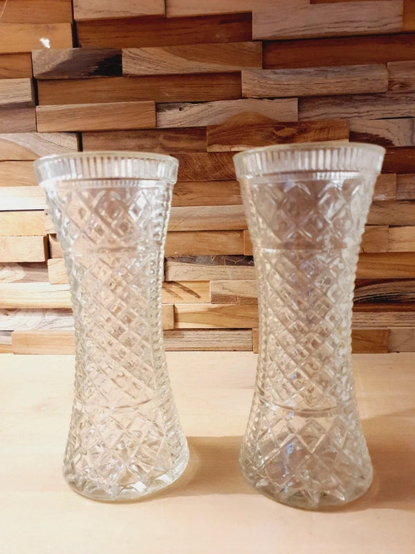 Duo de Vases "Pointes de Diamant" : Le Chic Étincelant (1920-1940) - LVR