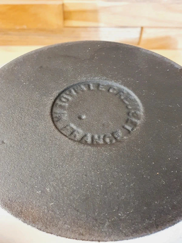 Craquelon Le Creuset "Paon" : L'Icône Pop de la Fondue (Années 60-70) 🇫🇷🧡 - LVR
