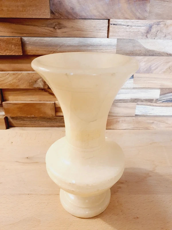 Vase Vintage en Albâtre Véritable : La Douceur de la Pierre Toscane 🇮🇹 - LVR
