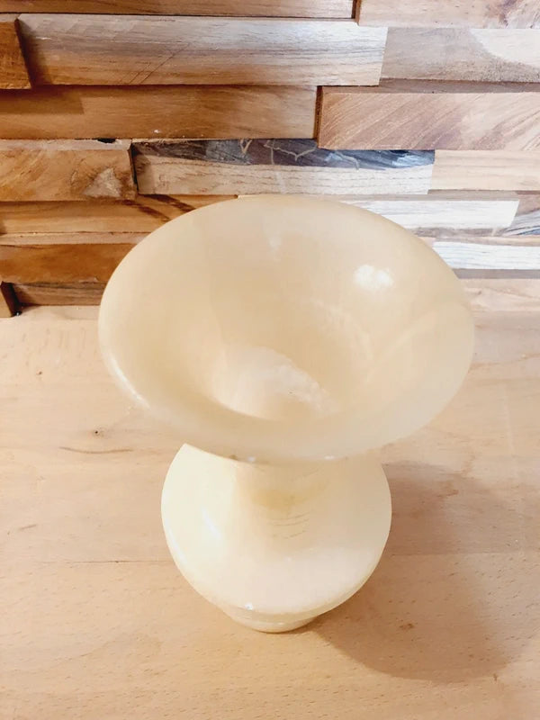Vase Vintage en Albâtre Véritable : La Douceur de la Pierre Toscane 🇮🇹 - LVR