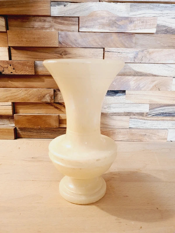 Vase Vintage en Albâtre Véritable : La Douceur de la Pierre Toscane 🇮🇹 - LVR