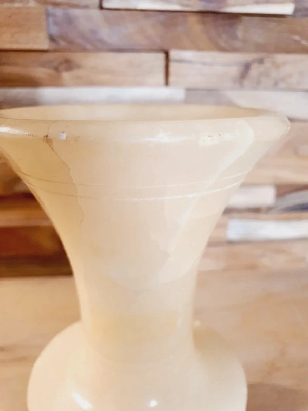 Vase Vintage en Albâtre Véritable : La Douceur de la Pierre Toscane 🇮🇹 - LVR