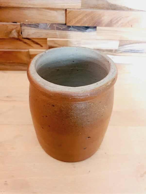 Pot en Grès Ancien avec Anse : L'Authenticité du Terroir Français (1920-1950) 🇫🇷🏺 - LVR