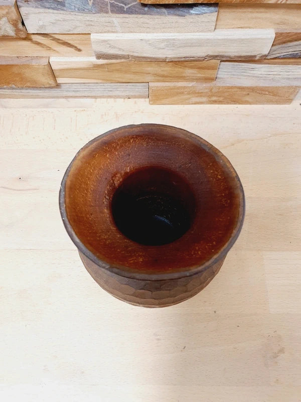 Vase Sculptural en Bois Tourné : Design Minimaliste et Coupe Asymétrique 🪵 - LVR