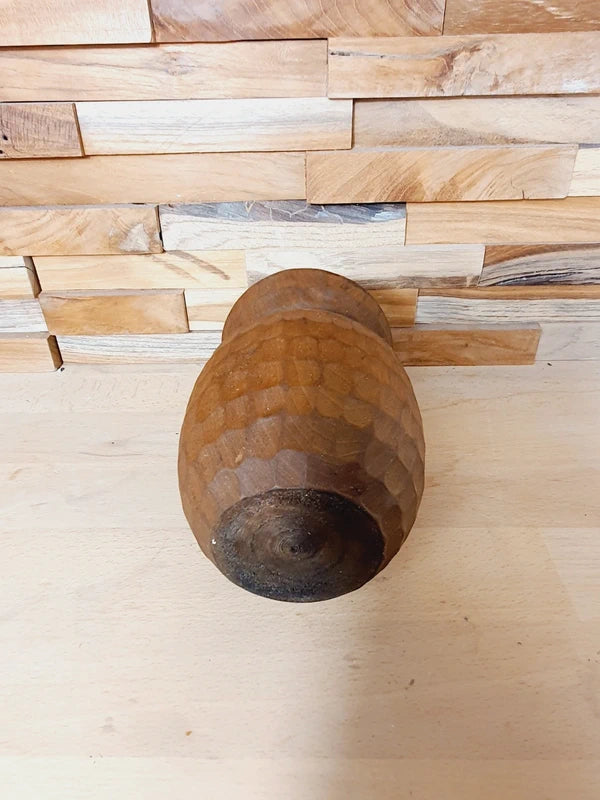 Vase Sculptural en Bois Tourné : Design Minimaliste et Coupe Asymétrique 🪵 - LVR