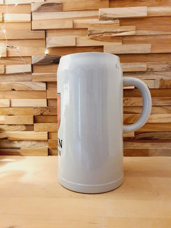 Très grande choppe à bière en grès gris avec logo rouge Spaten München et bandes blanches, contenance 5 litres, style bavarois vintage.