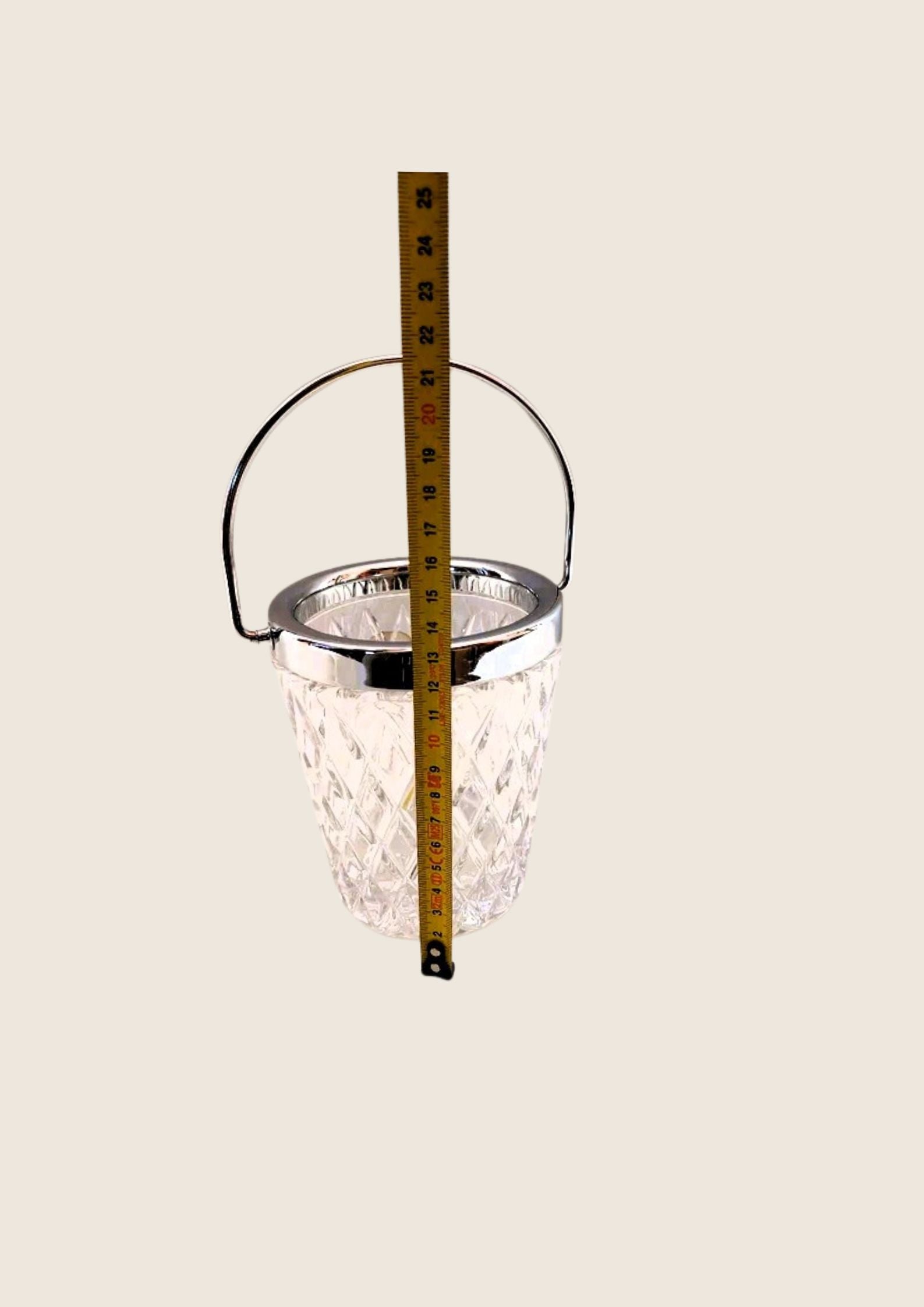 Le Bijou de l'Apéro : Seau à Glaçons en Cristal Taillé Diamant – Vintage 50s-60s - LVR