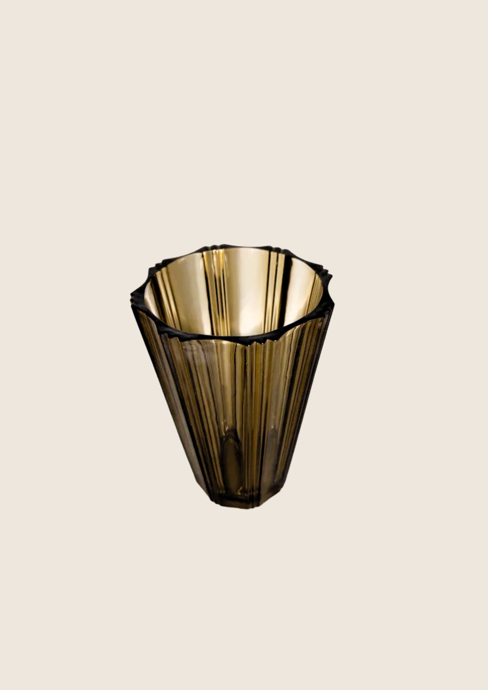 Vase Plissé en Verre Fumé – Design Français (Vintage 70s) - LVR